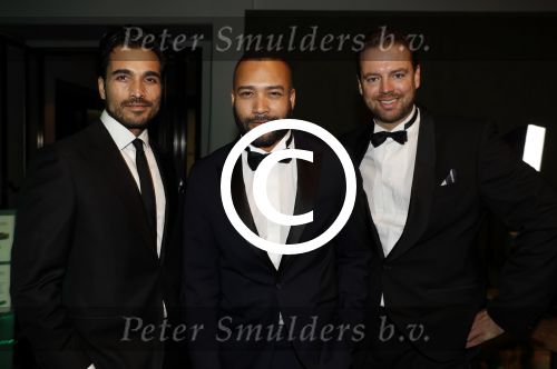 Amsterdam 8 december 2016
15e luxury fair in de RAI.Everon Jackson Hooi met vriend en kennis
