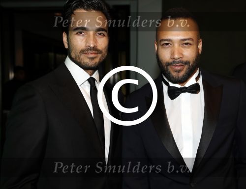 Amsterdam 8 december 2016
15e luxury fair in de RAI.Everon Jackson Hooi met vriend en kennis