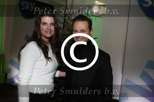 Amsterdam 7 december 2016
Sky radio Christmas tree event met oa Daphne en Emma Deckers Ronald de Boer Gers Pardoel Wilfred Genee Renate Verbaan en Bracha v Doesburgh. Fred v Leer en Manon Meijers zijn de jury. Marlayne Sahupala presenteert het geheel in het college hotel.