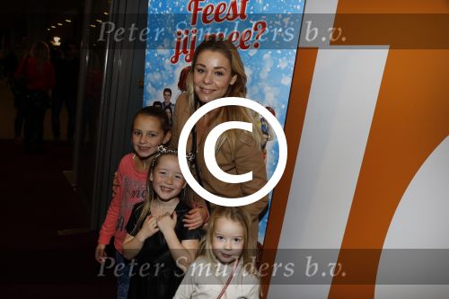 Amsterdam 26 november 2016
20 jaar studio 100 in het ziggodome met oa K3. Froukje de Both met dochter