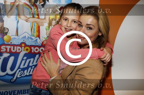 Amsterdam 26 november 2016
20 jaar studio 100 in het ziggodome met oa K3. Froukje de Both met dochter
