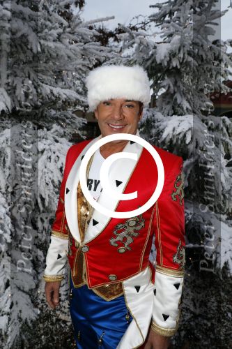 Kaatsheuvel 16 november 2016
Opnames videoclip Toppers met Rene Froger Gerard Joling Jeroen v d Boom Maxim Froger Danny Froger Lee Towers Andre Hazes jr O Gene en Maan. Opnames vonden plaats in de efteling.