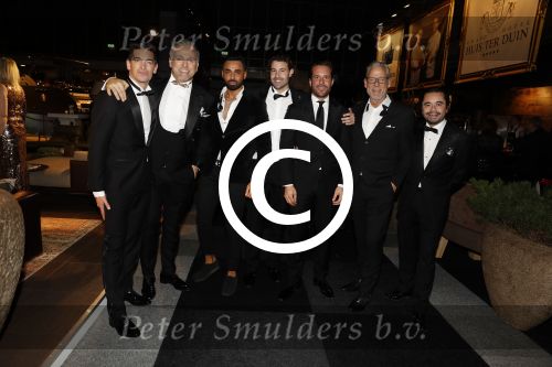 Amsterdam 8 december 2016
15e luxury fair in de RAI. Gordon met vrienden