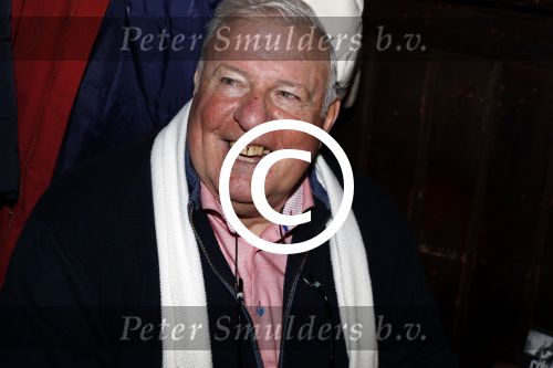 Amsterdam 25 november 2016
Boekpresentatie Johnny Rep bij cafe Scheltema. Johan Derksen reikt eerste exemplaar uit aan Heinz Stuy . Het boek is geschreven door  Mark v d Heuvel.