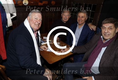 Amsterdam 25 november 2016
Boekpresentatie Johnny Rep bij cafe Scheltema. Johan Derksen reikt eerste exemplaar uit aan Heinz Stuy . Het boek is geschreven door  Mark v d Heuvel.