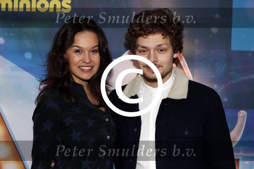Amsterdam 10 december 2016
Premiere Sing in pathe arena. Holly Brood met vriend Soy Kroon