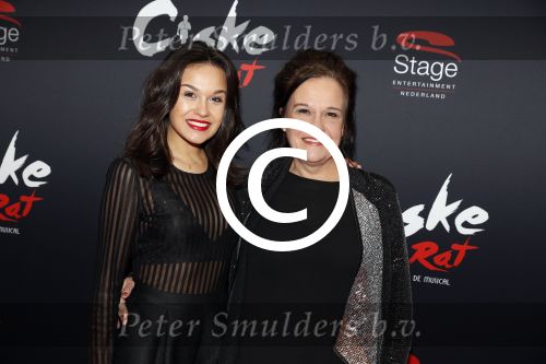 Amsterdam 20 november 2016
Premiere Ciske de Rat in het nieuwe de la mar theater. Holly en Xandra Brood