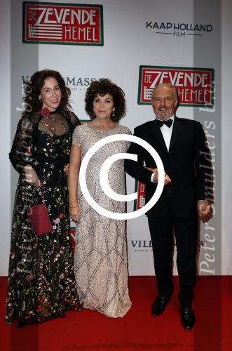 Amsterdam 14 november 2016
Premiere de zevende hemel in theater Carre. Huub Stapel