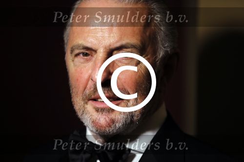 Amsterdam 14 november 2016
Premiere de zevende hemel in theater Carre. Huub Stapel