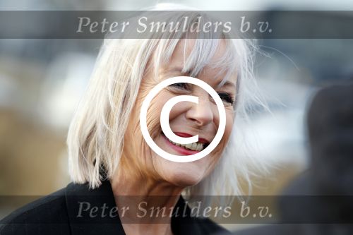 Amsterdam 8 december 2016
Inge Ipenburg komt weer terug in GTST en komt met boot aanvaren.