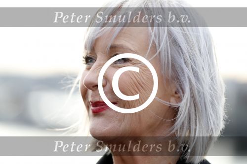 Amsterdam 8 december 2016
Inge Ipenburg komt weer terug in GTST en komt met boot aanvaren.