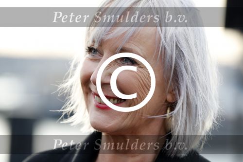 Amsterdam 8 december 2016
Inge Ipenburg komt weer terug in GTST en komt met boot aanvaren.
