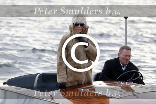 Amsterdam 8 december 2016
Inge Ipenburg komt weer terug in GTST en komt met boot aanvaren.
