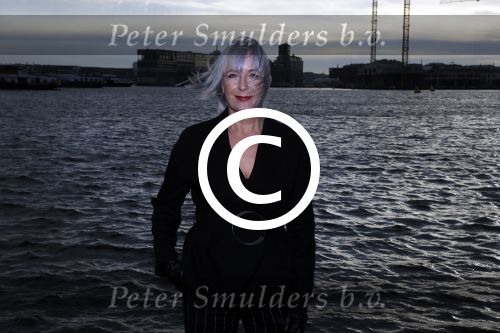 Amsterdam 8 december 2016
Inge Ipenburg komt weer terug in GTST en komt met boot aanvaren.