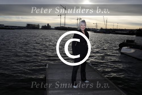 Amsterdam 8 december 2016
Inge Ipenburg komt weer terug in GTST en komt met boot aanvaren.