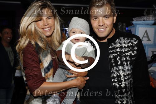 Den Haag 27 november 2016
Babyshower van Andre Hazes Jr. Natuurlijk zijn zijn vader Andre en moeder Monique aanwezig. Jaap reesema met zoon en vrouw Kim Kotter