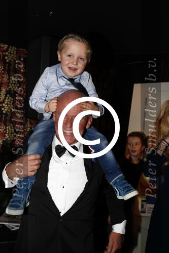 Hoorn 15 december 2016
Sonja Bakker presenteert haar 5e boek wat ze samen met Lidl uitgeeft. Haar man Jan Reus en alle kinderen zijn aanwezig