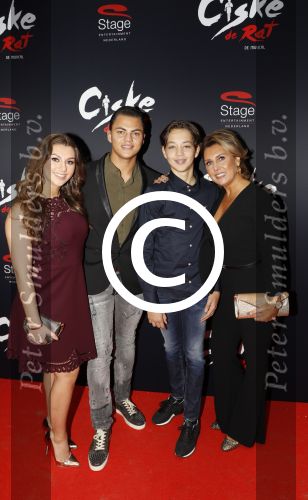 Amsterdam 20 november 2016
Premiere Ciske de Rat in het nieuwe de la mar theater.