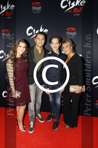 Amsterdam 20 november 2016
Premiere Ciske de Rat in het nieuwe de la mar theater.