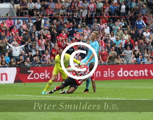 Eindhoven, 18 September 2016 PSV-Feyenoord, eindstand 0-1 Kompetitie Seizoen 2016/2017
Jeroen Zoet Jetro Willems Nicolai Jorgensen