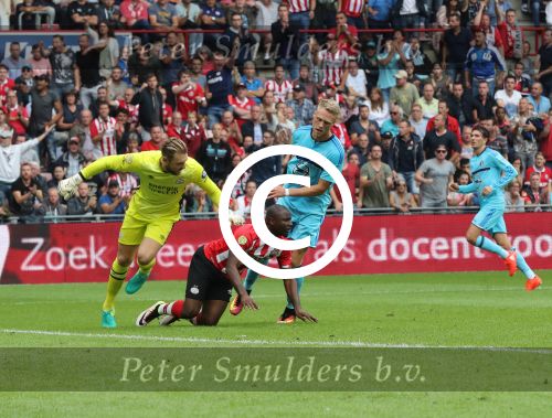 Eindhoven, 18 September 2016 PSV-Feyenoord, eindstand 0-1 Kompetitie Seizoen 2016/2017
Jeroen Zoet Jetro Willems Nicolai Jorgensen
