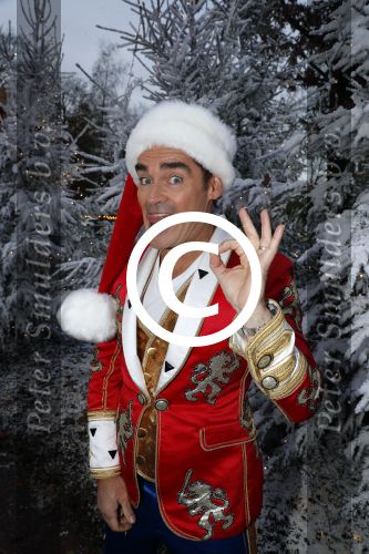 Kaatsheuvel 16 november 2016
Opnames videoclip Toppers met Rene Froger Gerard Joling Jeroen v d Boom Maxim Froger Danny Froger Lee Towers Andre Hazes jr O Gene en Maan. Opnames vonden plaats in de efteling.