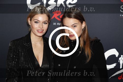 Amsterdam 20 november 2016
Premiere Ciske de Rat in het nieuwe de la mar theater. Joelle Witschge met zus