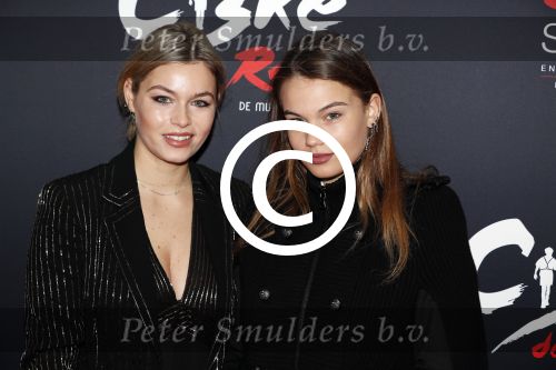 Amsterdam 20 november 2016
Premiere Ciske de Rat in het nieuwe de la mar theater. Joelle Witschge met zus