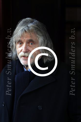 Amsterdam 25 november 2016
Boekpresentatie Johnny Rep bij cafe Scheltema. Johan Derksen reikt eerste exemplaar uit aan Heinz Stuy . Het boek is geschreven door  Mark v d Heuvel.