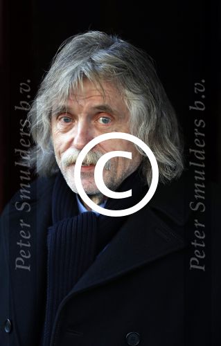 Amsterdam 25 november 2016
Boekpresentatie Johnny Rep bij cafe Scheltema. Johan Derksen reikt eerste exemplaar uit aan Heinz Stuy . Het boek is geschreven door  Mark v d Heuvel.