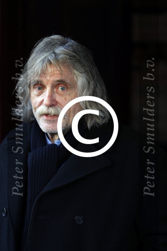 Amsterdam 25 november 2016
Boekpresentatie Johnny Rep bij cafe Scheltema. Johan Derksen reikt eerste exemplaar uit aan Heinz Stuy . Het boek is geschreven door  Mark v d Heuvel.