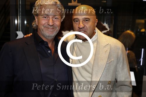 Amsterdam 22 november 2016
Presentatie Amsterdam XXXL magazine uitgegeven door Mark Teurlings bij gassan diamonds. John v d Heuvel