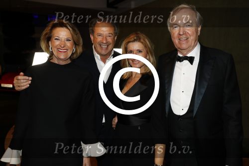 Amsterdam 8 december 2016
15e luxury fair in de RAI. Jos en Marlene Bles met vrienden