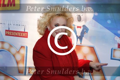 Amsterdam 10 december 2016
Premiere Sing in pathe arena. karin Bloemen