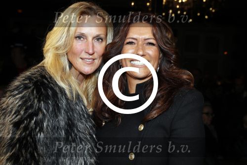 Amsterdam 29 november 2016
Afscheidsconcert Gordon in het concertgebouw. Karin de Rooij met een vriendin