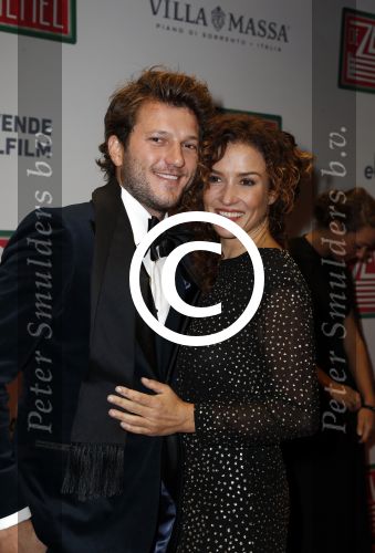 Amsterdam 14 november 2016
Premiere de zevende hemel in theater Carre. Katja Schuurman met vriend Freek v Noortwijk