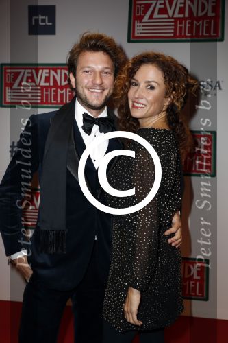 Amsterdam 14 november 2016
Premiere de zevende hemel in theater Carre. Katja Schuurman met vriend Freek v Noortwijk