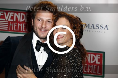 Amsterdam 14 november 2016
Premiere de zevende hemel in theater Carre. Katja Schuurman met vriend Freek v Noortwijk