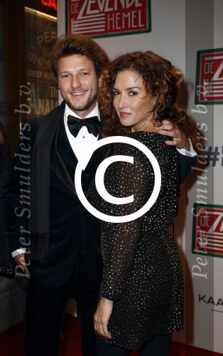 Amsterdam 14 november 2016
Premiere de zevende hemel in theater Carre. Katja Schuurman met vriend Freek v Noortwijk