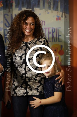 Amsterdam 14 november 2016
Winston Gerschtanowitz presenteerde de nieuwe sinterklaasboeken van Jumbo gemaakt door Katja  en Wim Schuurman Albert Verlinde en Wesley Sneijder die helaas niet aanwezig kon zijn in de Bibliotheek van Amsterdam. Katja had dochter Sammie mee genomen.