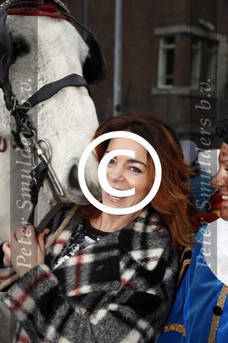 Utrecht 23 november 2016
Presentatie sint meezingboeken met Kim Lian v d Meij Sinterklaas en pieten