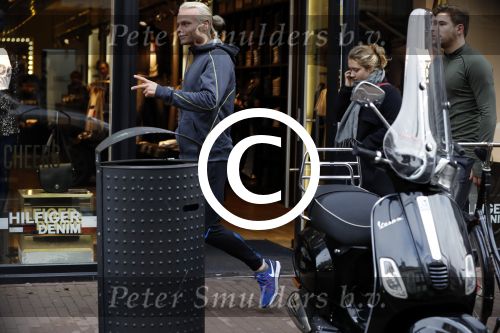 Amsterdam 3 december 2016
Koen Verweij met ... na een training op de pc hooftstraat