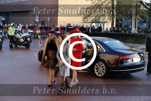 Amstelveen 29 november 2016
Koningin Maxima en koningin Mathilde bezoeken het cobra museum in Amstelveen