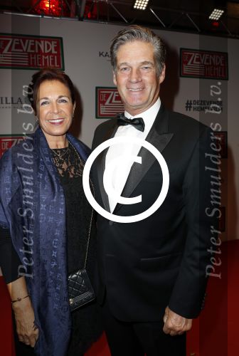 Amsterdam 14 november 2016
Premiere de zevende hemel in theater Carre. Leo v Vliet met zijn vrouw