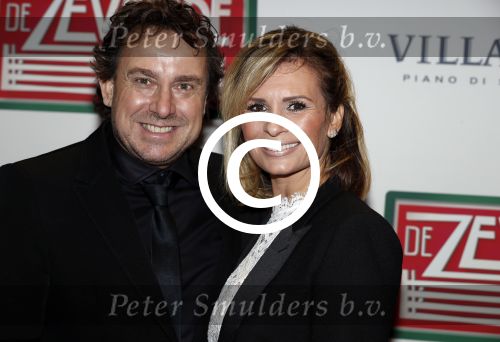 Amsterdam 14 november 2016
Premiere de zevende hemel in theater Carre. Marco en Leontine Borsato