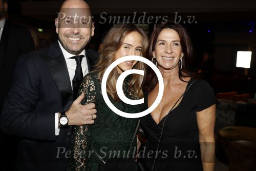 Amsterdam 8 december 2016
15e luxury fair in de RAI. Lesley Bamberger met vrouw en dochter