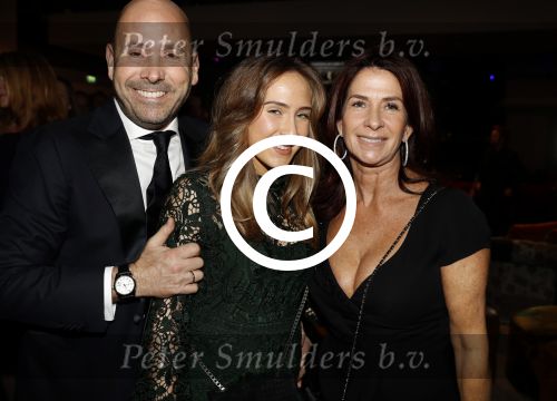Amsterdam 8 december 2016
15e luxury fair in de RAI. Lesley Bamberger met vrouw en dochter