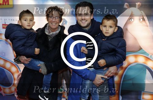 Amsterdam 10 december 2016
Premiere Sing in pathe arena. Levi v Kempen