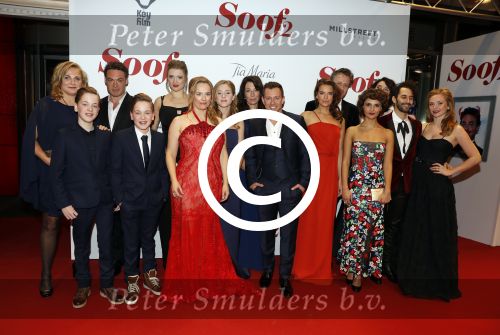 Amsterdam 28 november 2016
Premiere Soof 2 in de la mar theater. 
Lies Visschedijk en Fedja v Huet en Cast Sloof 2