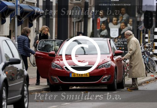 Amsterdam 1 december 2016
Liesbeth kamerling en haar broer uit eten met hun vader en moeder (ouders) bij restaurant Dignita in Amsterdam zuid.